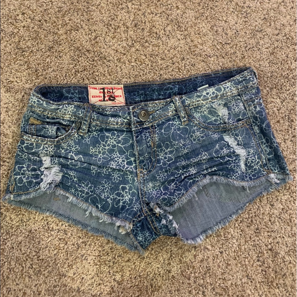 Short Flower Printed Jean Shorts